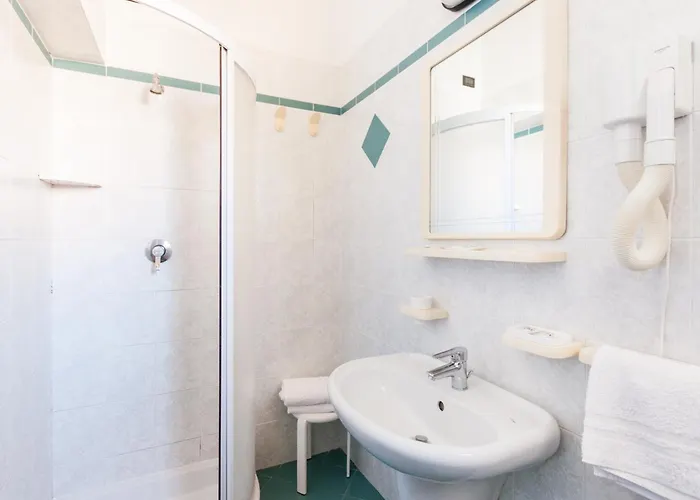 De La Ξενοδοχείο 3*