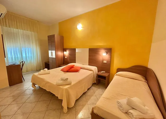 De La מלון רימיני