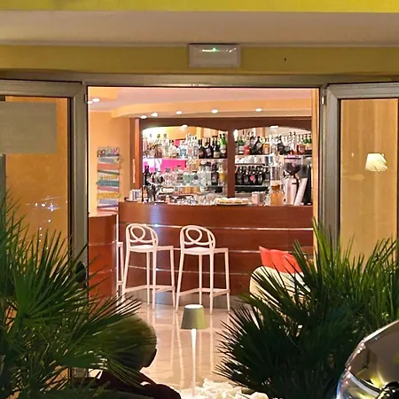 Hotel De La